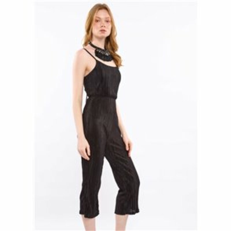 JUMPSUIT WITH SUSPENDERS AND OPEN BACK