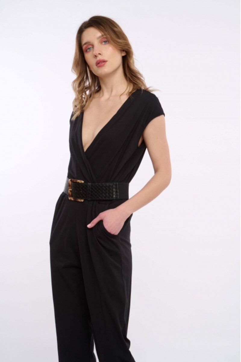 JUMPSUIT SLEEVELESS WITH RUFFLE IN THE MIDDLE