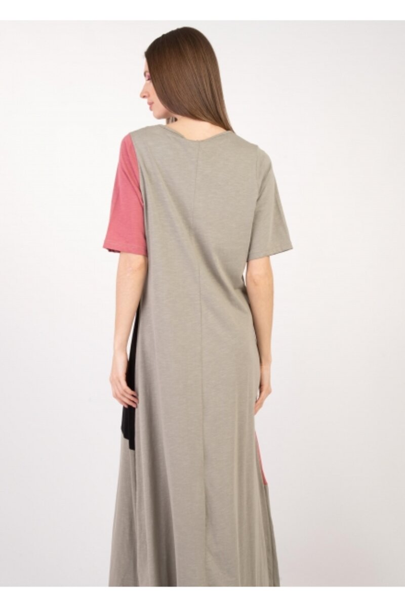 LONG DRESS WITH SHORT SLEEVE AND DESIGN