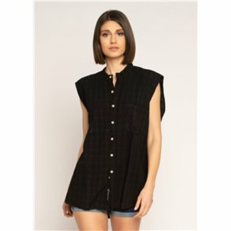 SLEEVELESS SHIRT.CLOSE FRONT WITH BUTTONS