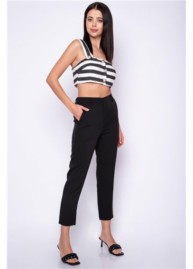 HIGH-WAISTED TROUSERS WITH FRONT POCKETS