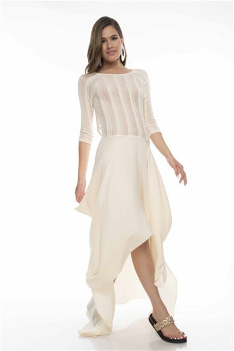 Asymmetrical maxi dress, long sleeves with large back opening