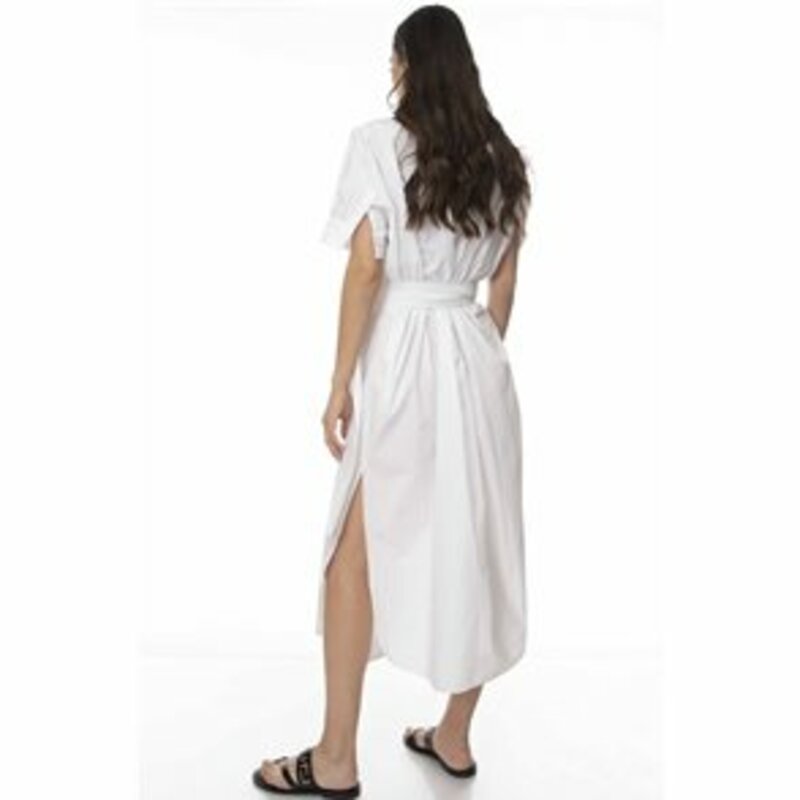 Midi dress with sleeves and wide belt