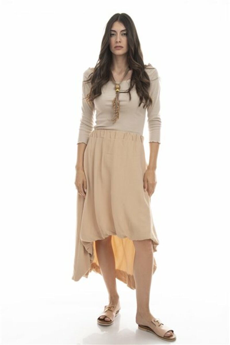 Asymmetrical skirt with ruffles down
