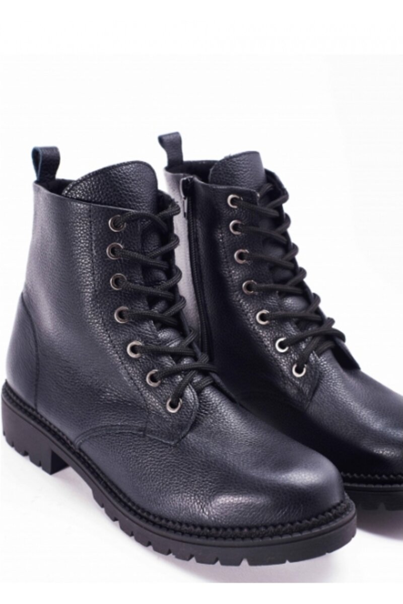 Pu boot with laces,...