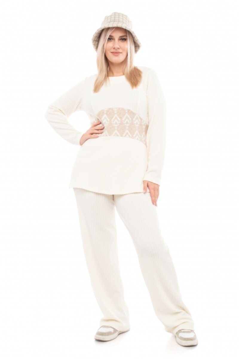 Neckline knitted blouse 223321