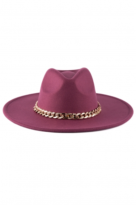 Chain hat with rhinestones