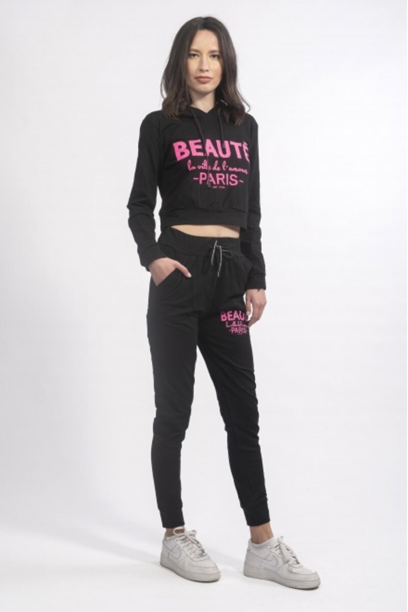 SET OF FORM AND CROP TOP SWEATER WITH PINK DESIGNS