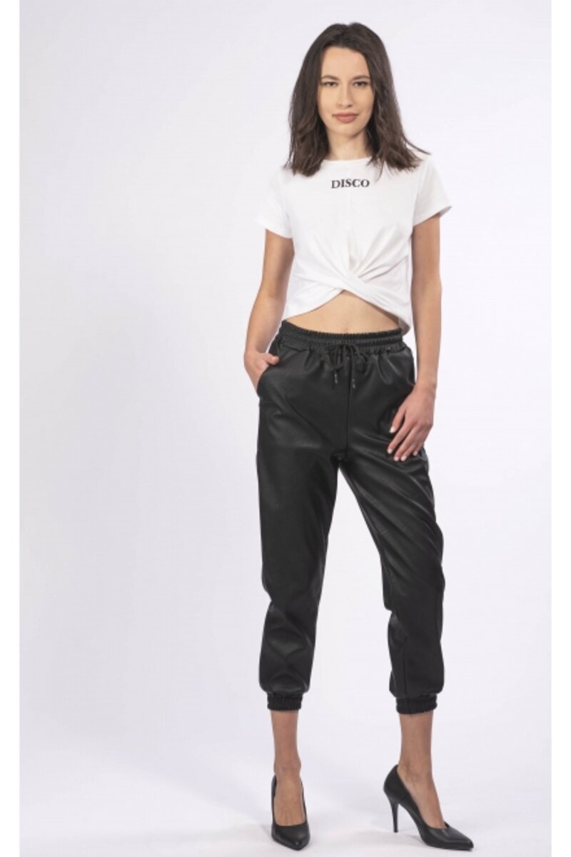 LEATHER TROUSERS WITH RUBBER IN THE MIDDLE THAT ADJUST WITH CORD