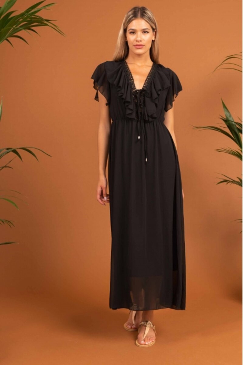 LONG DRESS WITH RUFFLES ON THE SLEEVE AND LACE ON THE DECOLLETAGE