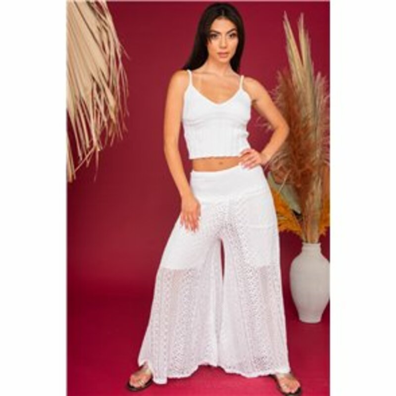 LONG TROUSERS WITH LACE AND RUFFLES IN THE MIDDLE 