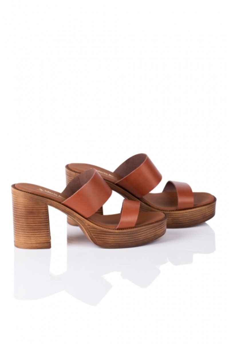 OPEN SANDALS WITH LEATHER STRAPS AND HEEL WITH WOOD