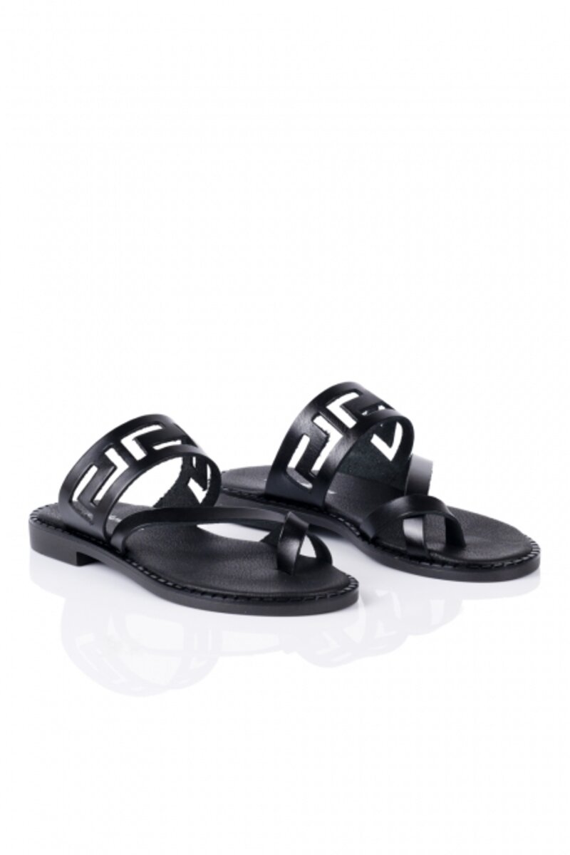 LEATHER FLAT SANDALS WITH POSITION FOR THE FINGER AND STRAP WITH DESIGN