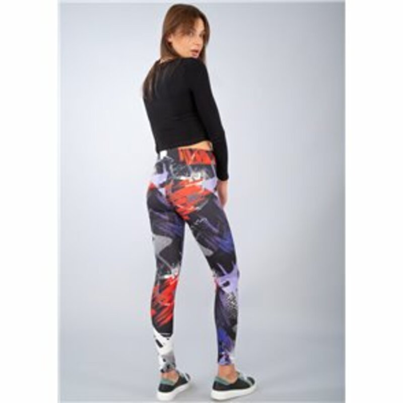 TIGHTS WITH GOOD FIT AND COLORFUL DESIGNS GREEK CONSTRUCTION