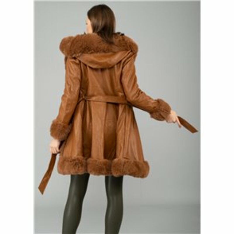 LEATHER COAT WITH FUR