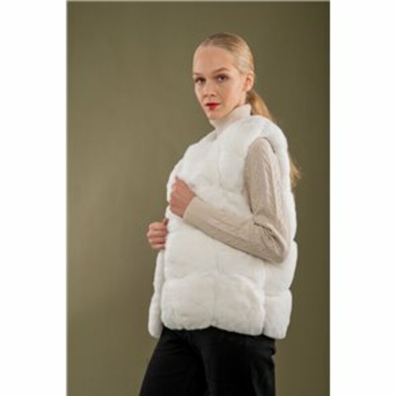 SLEEVELESS JACKET WITH SYNTHETIC FUR