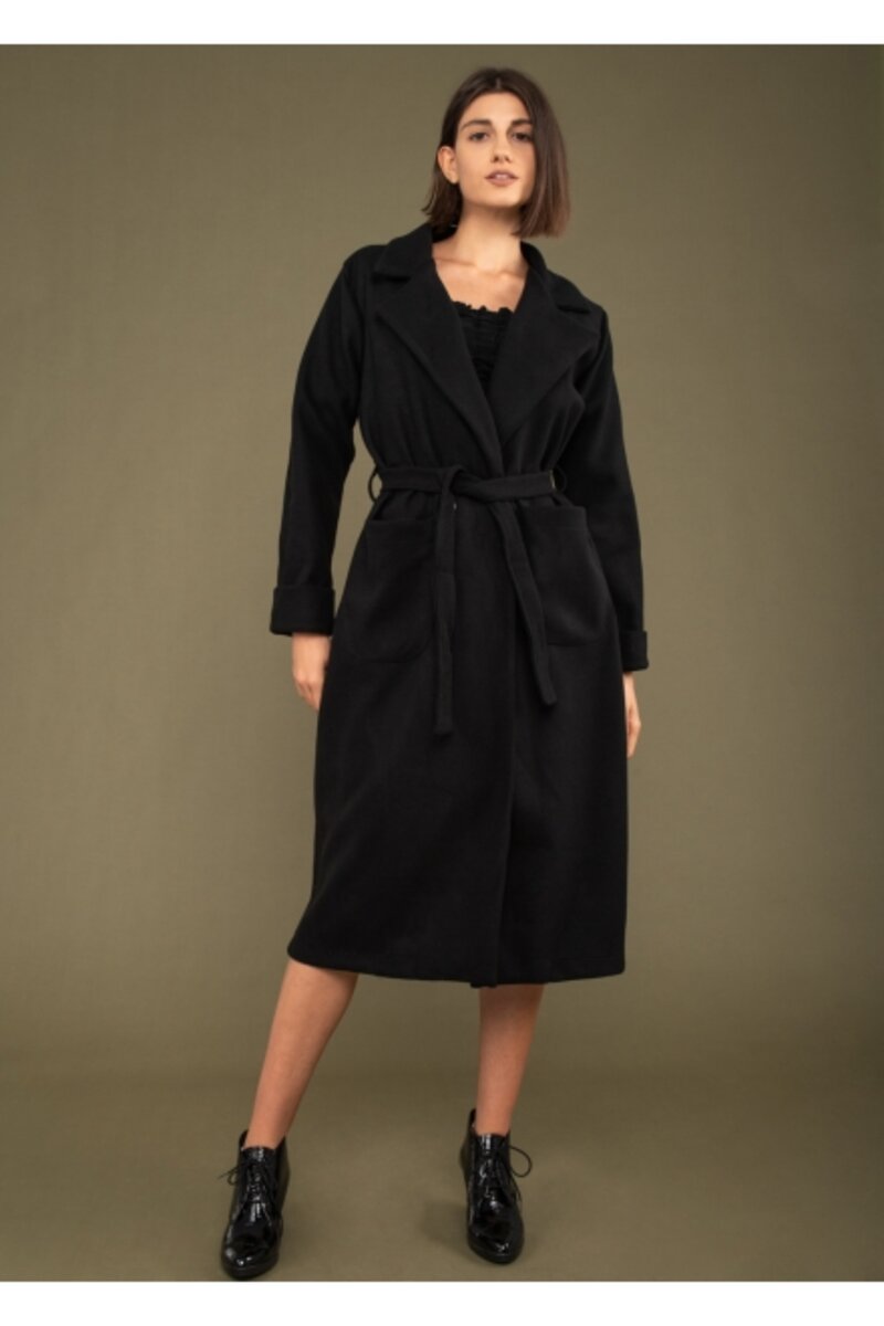 TRENCH COAT WITH POCKETS AND MATCHING BELT WITH COLLAR
