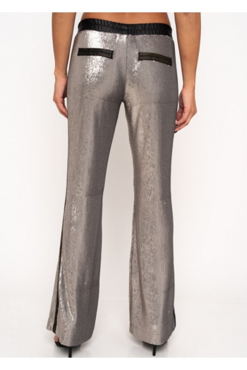 TROUSERS WITH SEQUINS