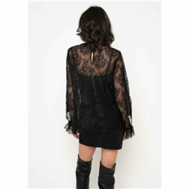 LACE BLOUSE WITH LEATHER DESIGN