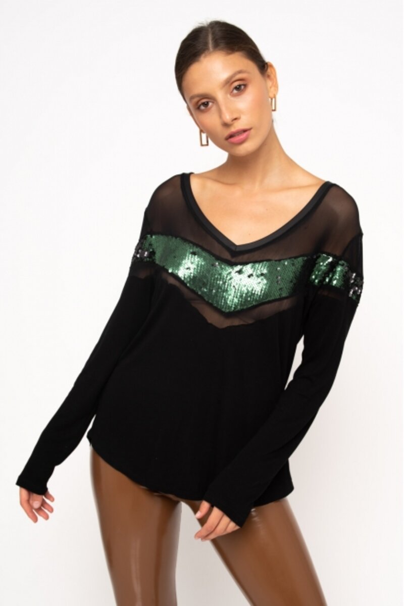 BLOUSE WITH GLITTER ON THE DECOLLETAGE