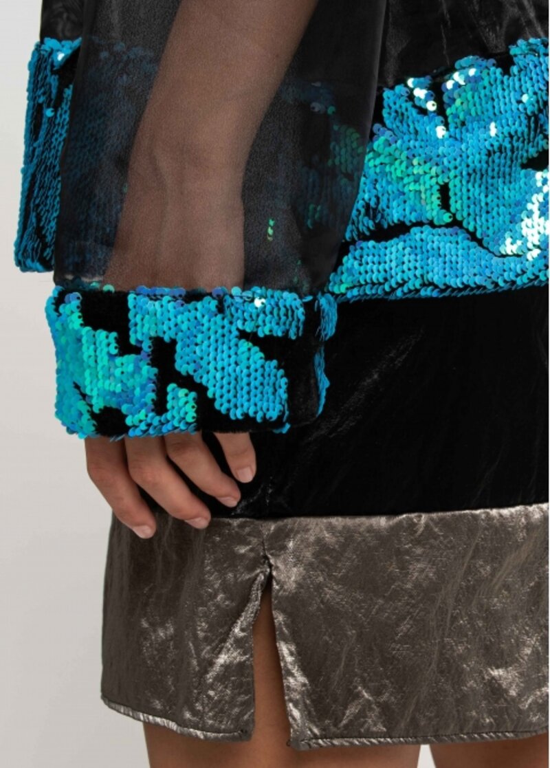 Open see through jacket with glitter at the bottom