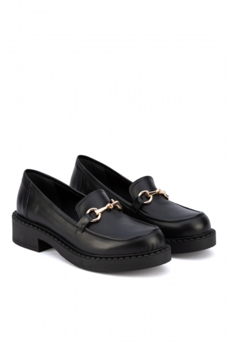 LEATHER LOAFERS WITH METALLIC BUCKLE