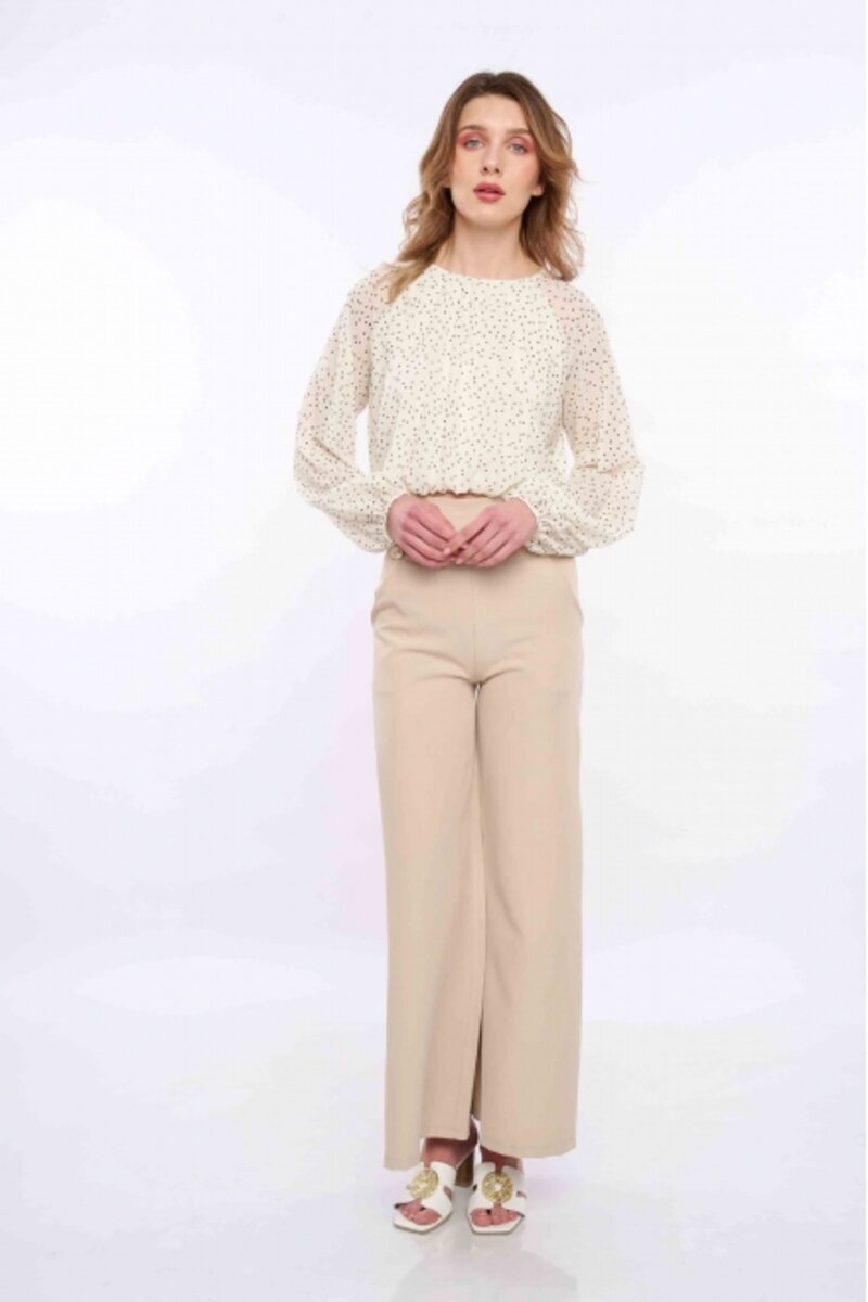 TROUSERS WITH POCKETS AND GOLD METALLIC BUTTONS